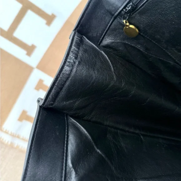 Authentic CHANEL black leather tote bag large gold GG chain straps - Picture 14 of 16